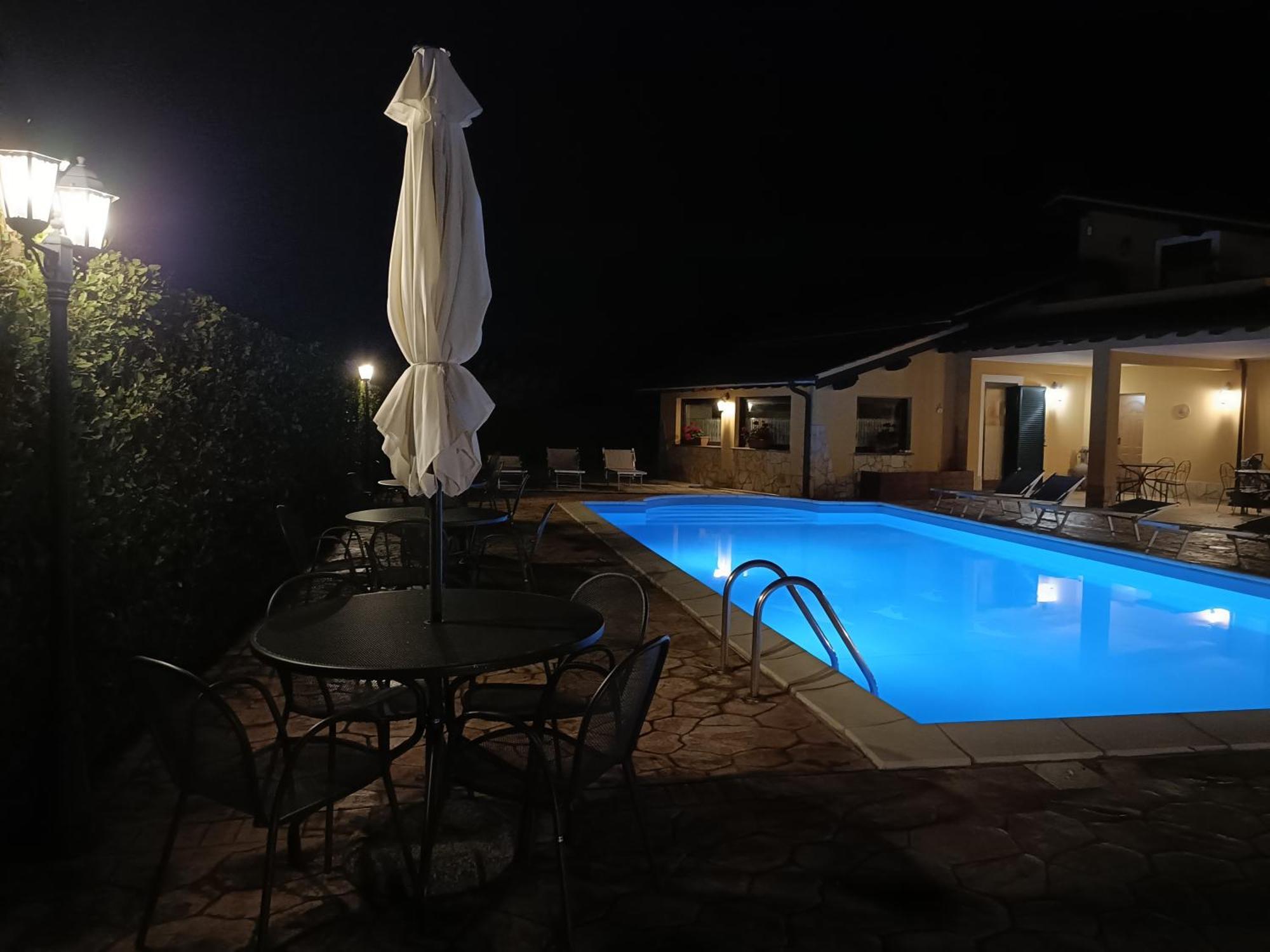 L'Infinito Bed and Breakfast Carbognano Εξωτερικό φωτογραφία